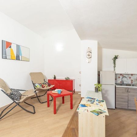 Ferienwohnung Mansarda Moro Baunei Exterior foto